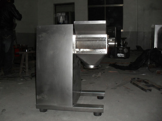 GMP de Droge van de de Schommelingskorrel van de Korrelingsmachine Farmaceutische Machine 65r/min